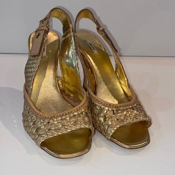 Miu Miu Gold Metallic Braided Leather Open Toe Slingback Sandals Size 37.5 EUC - Picture 2 of 15